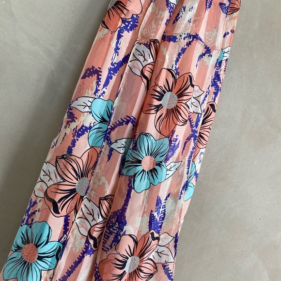 Japanese Silk Pink and Blue Flower Pattern Scarf 
Made in Japan
170cm x 45cm - Picture 6 of 7